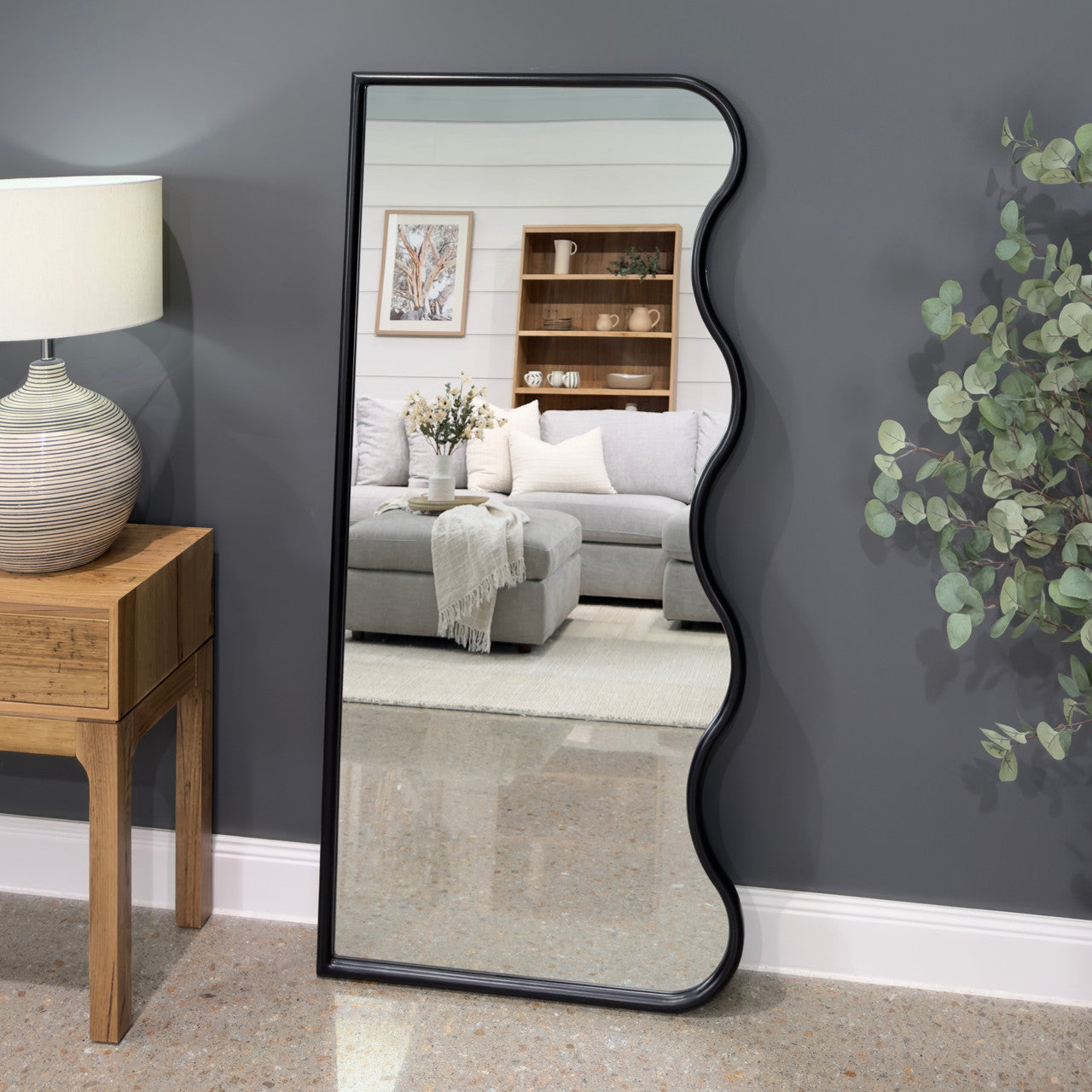 Auvitalliving Wavy Mirror - Matte Black