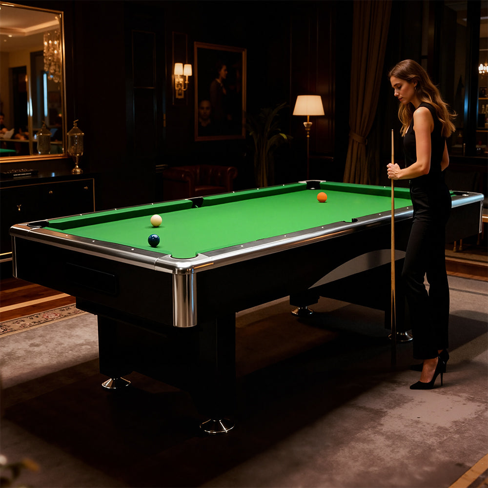 8Ft billiard table,Velvet tablecloth,with accessories