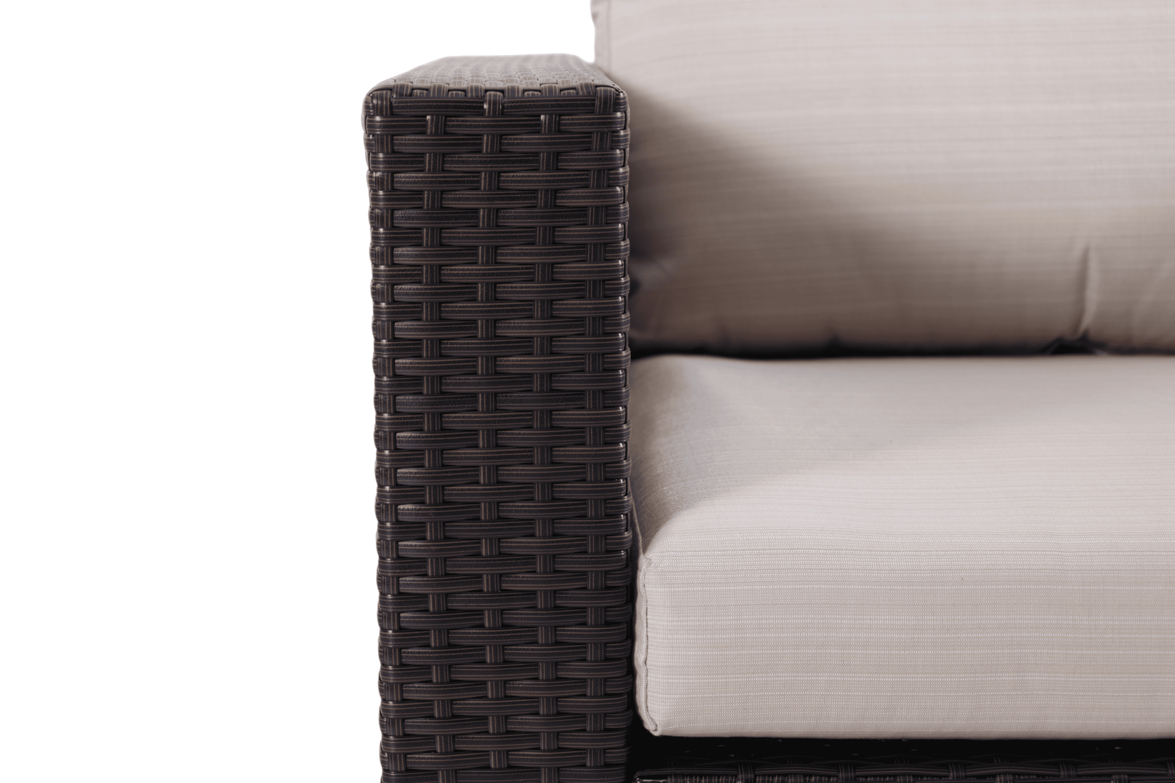 Aluminum Frame Weather-Resistant Outdoor Woven Rattan Armchair