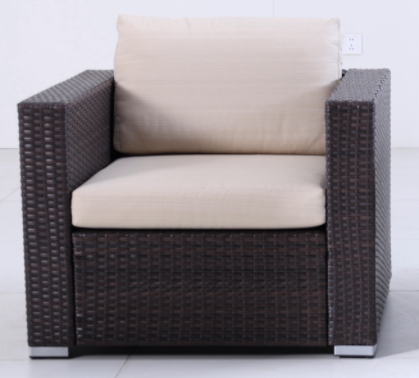 Aluminum Frame Weather-Resistant Outdoor Woven Rattan Armchair