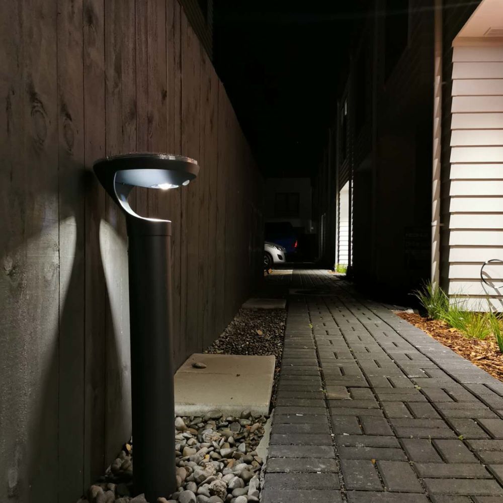 Solar Bollard Light – Strong and Bright