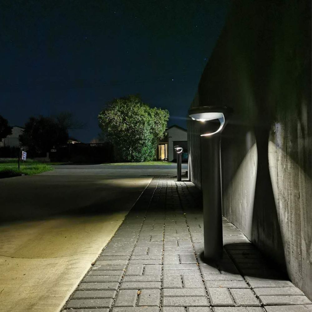 Solar Bollard Light – Strong and Bright