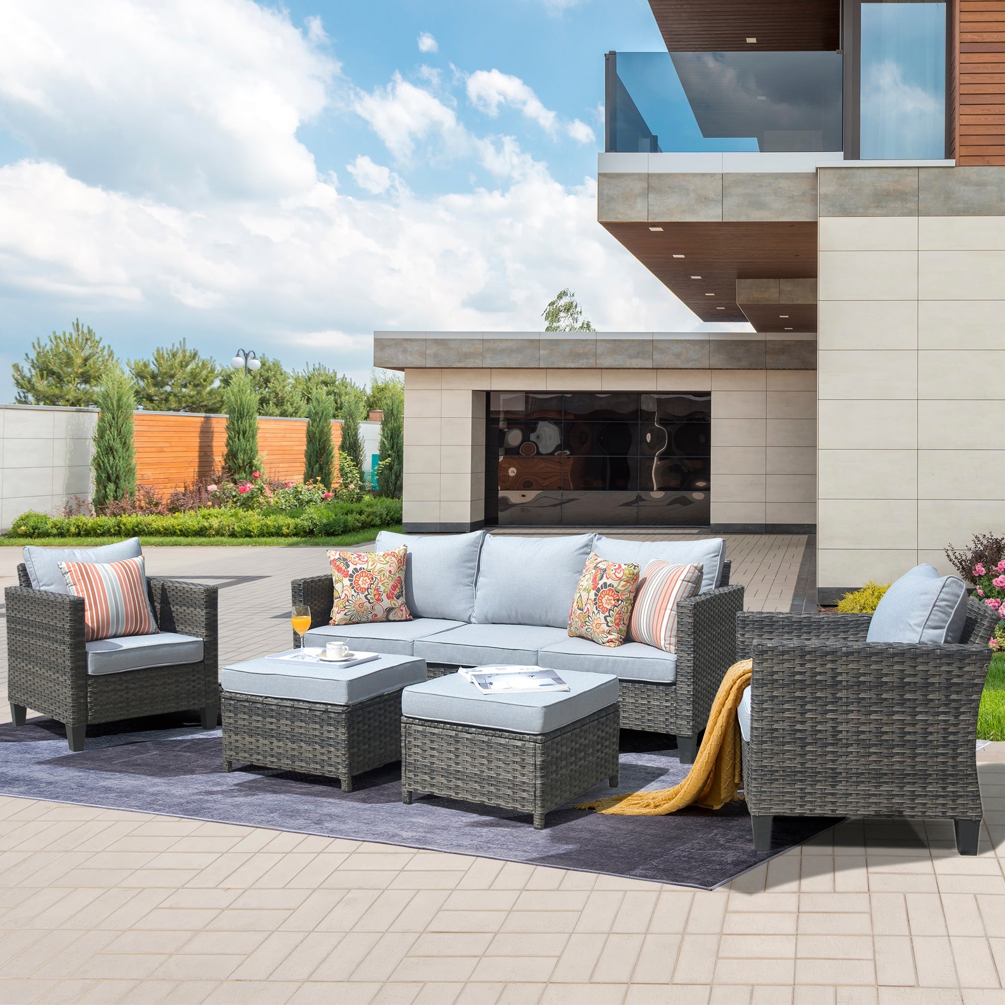 Outdoor Patio Conversation Set New Vultros 5-Piece High Back Sofa Set with Cushions