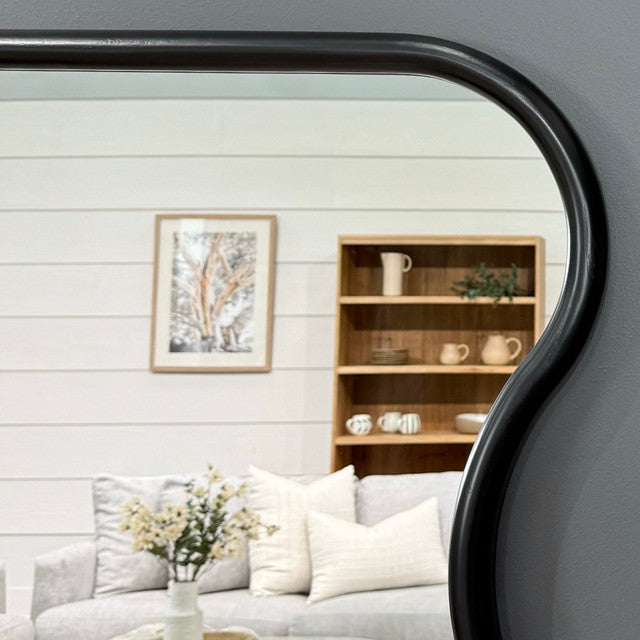 James Wavy Mirror - Matte Black